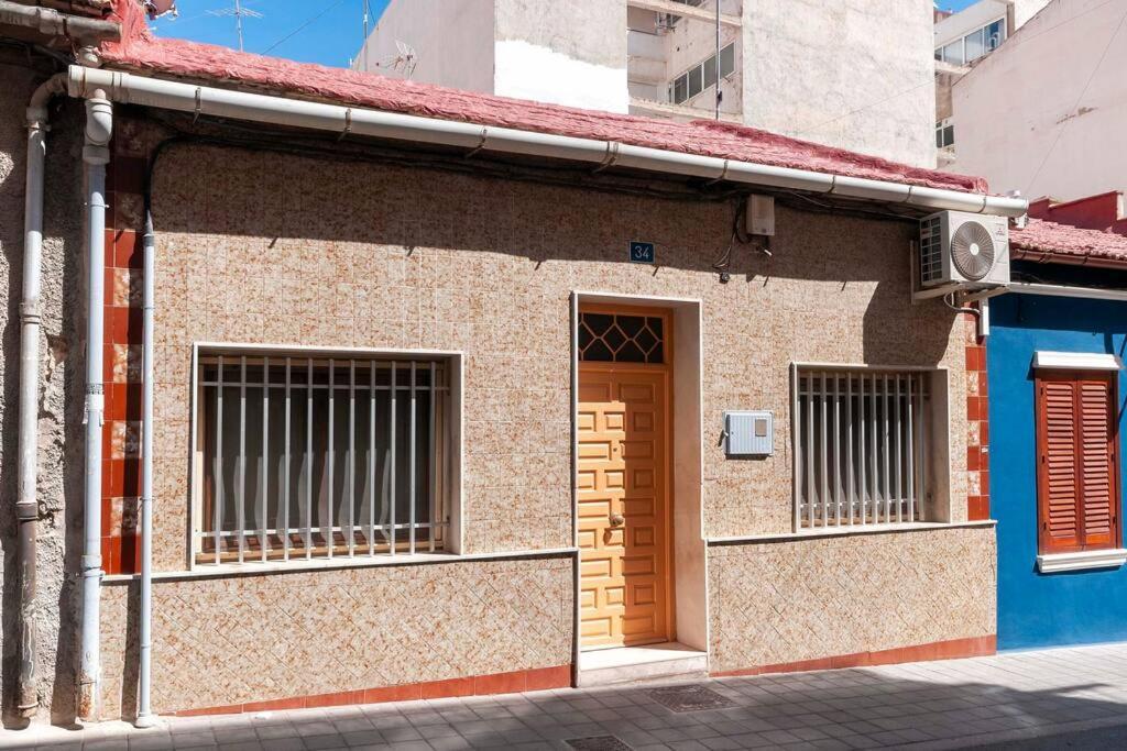 The Little House In The Neighbourhood Alicante Exterior foto